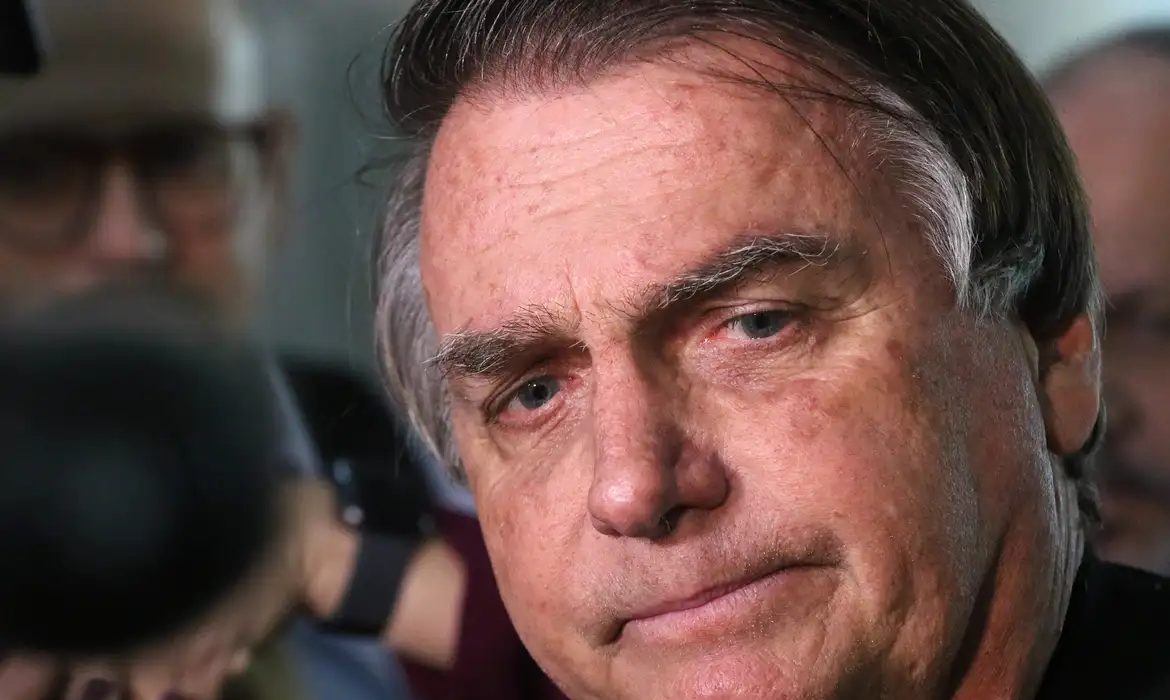 Após 12 Horas De Cirurgia, Bolsonaro É Levado Para UTI E Médicos Revelam Risco De M… Ver Mais