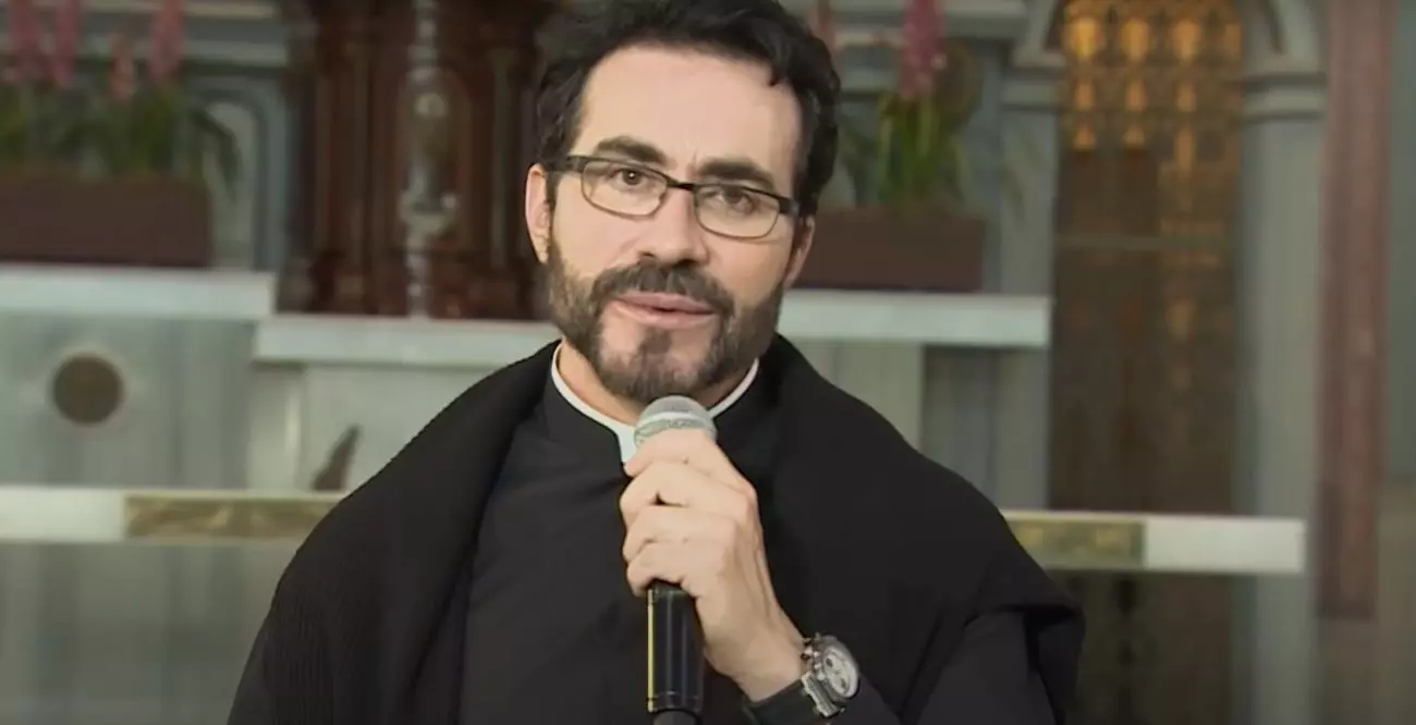 Médicos alertam: Padre Fábio de Melo pode não resistir ao sofrimento causado por Es… Ver Mais