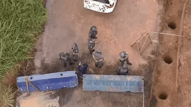Este Detalhe no Velóri0 do Empresário Encontrado Dentro de Buraco Assust0u a Tod…Ver mais