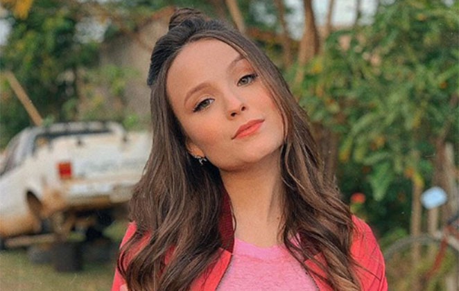 Larissa Manoela Se Cansa E Conta Toda A Verdade “Eu Gosto É De Bu… Ver Mais