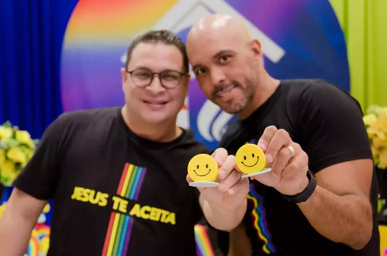 Casal de past0res evangélic0s se casam: ‘Ele sabe me dar pra…Ver mais