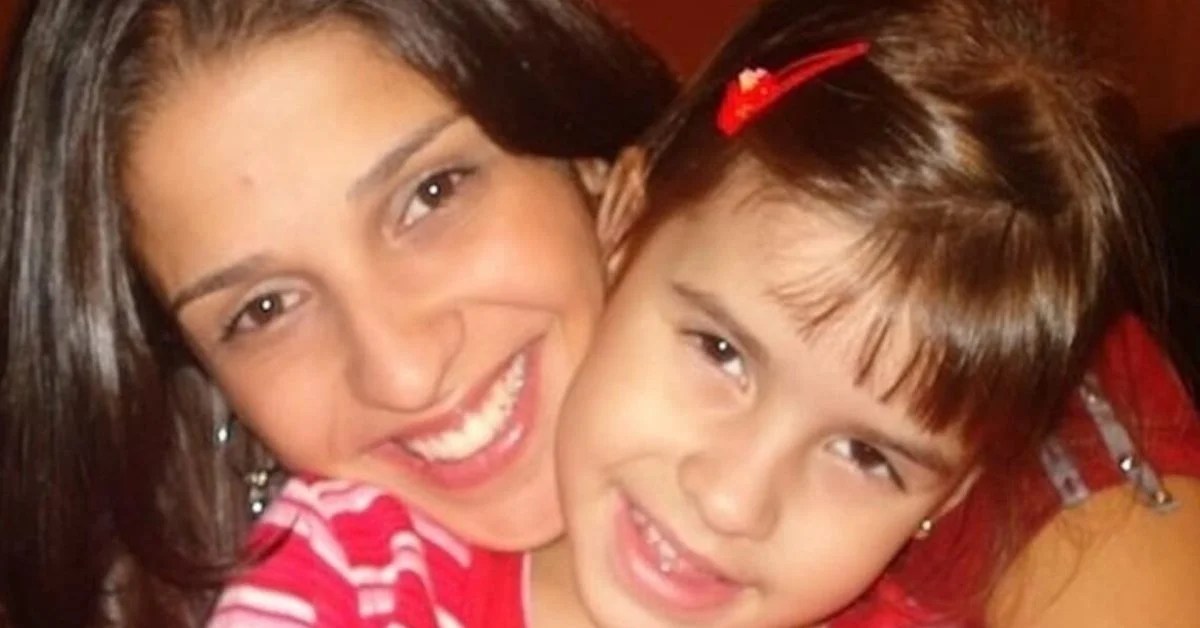 Após Anos, Mãe de Isabela Nard0ni Acaba de Fa…Veja mais
