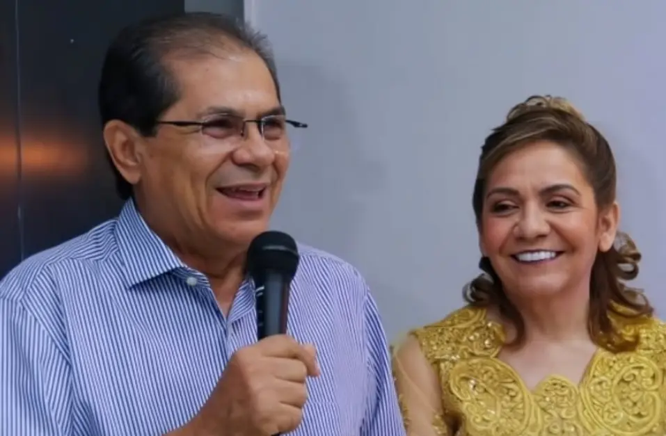 Pastor trai sua esposa com a própria nora e acab…Veja o vídeo