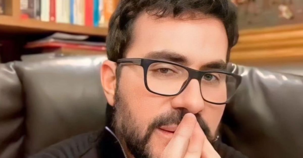 Nesta noite, Padre Fábio de Melo acaba de ser… Ver mais