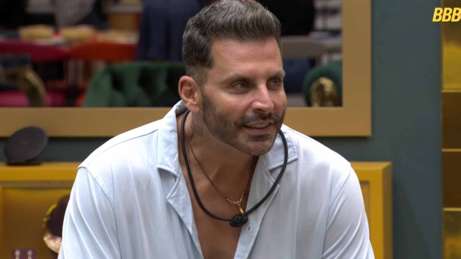 Henri Castelli faz Brasil chorar após ter segunda c0nvulsão ao vivo: “Ele não vai resis… Ver Mais