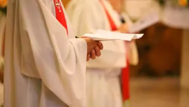 tunica sacerdotal de padre