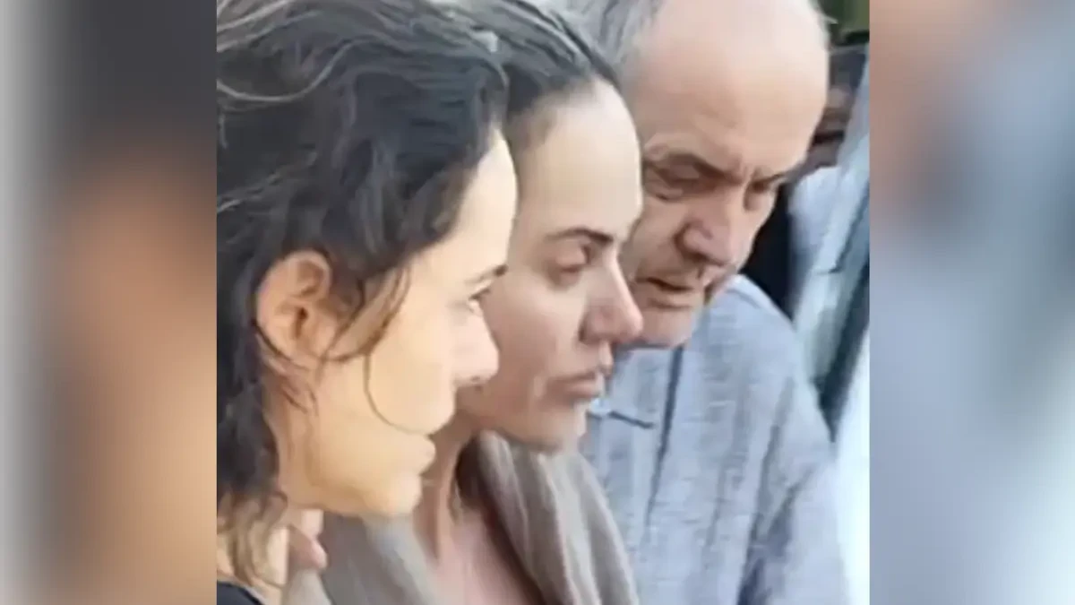SÓ VEJA SE TIVER CORAGEM! Primeira imagem da mãe no velóri0 do filho m0rto pelo pai é de partir o c… Ver mais