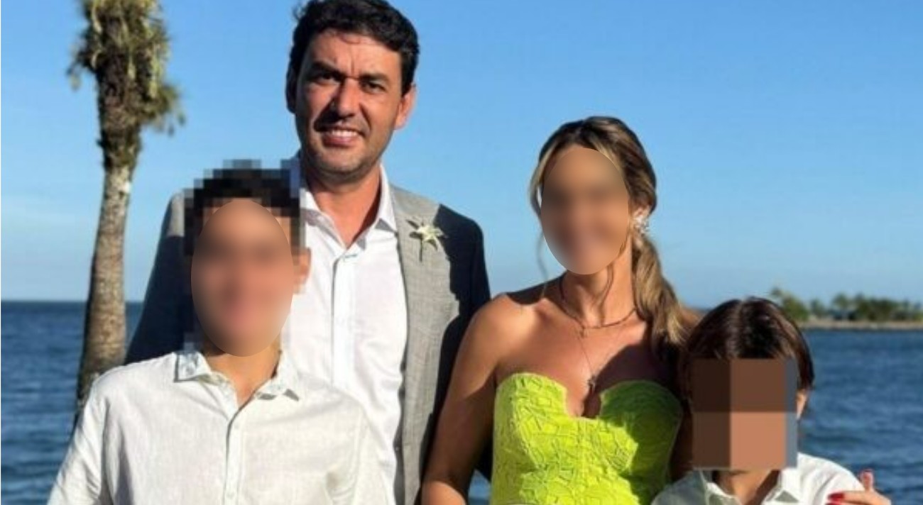 Mãe De Menino M0rto Pelo Pai Após Descobrir Traição, Acaba De Sair Do Vel0rio De Uma Das Crianças, Ela Foi… Ver Mais