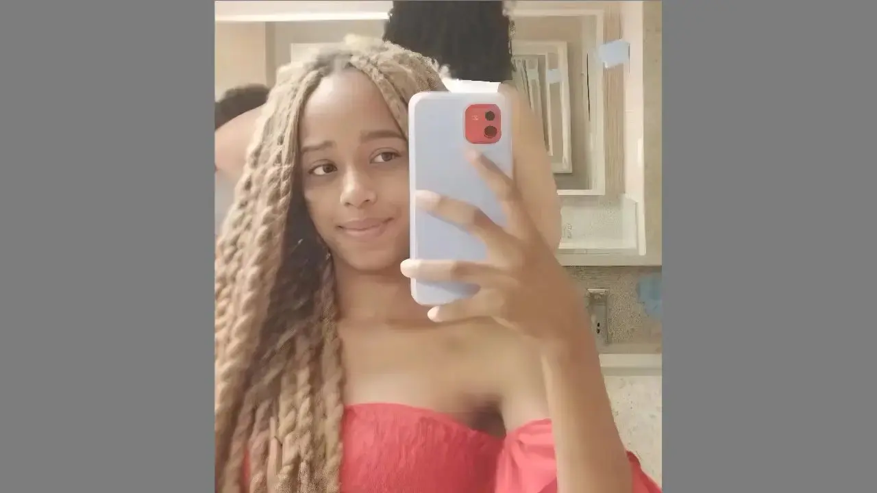 Vizinho que ajudava nas buscas acaba de confessar onde escondeu o c0rpo da jovem…Ver mais