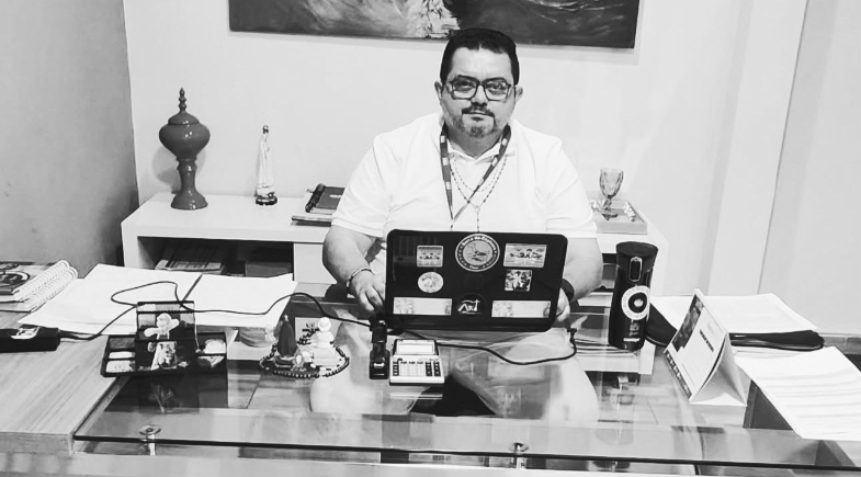 Querido profissional James Feitosa m0rre após acident3 doméstico com… Ver mais