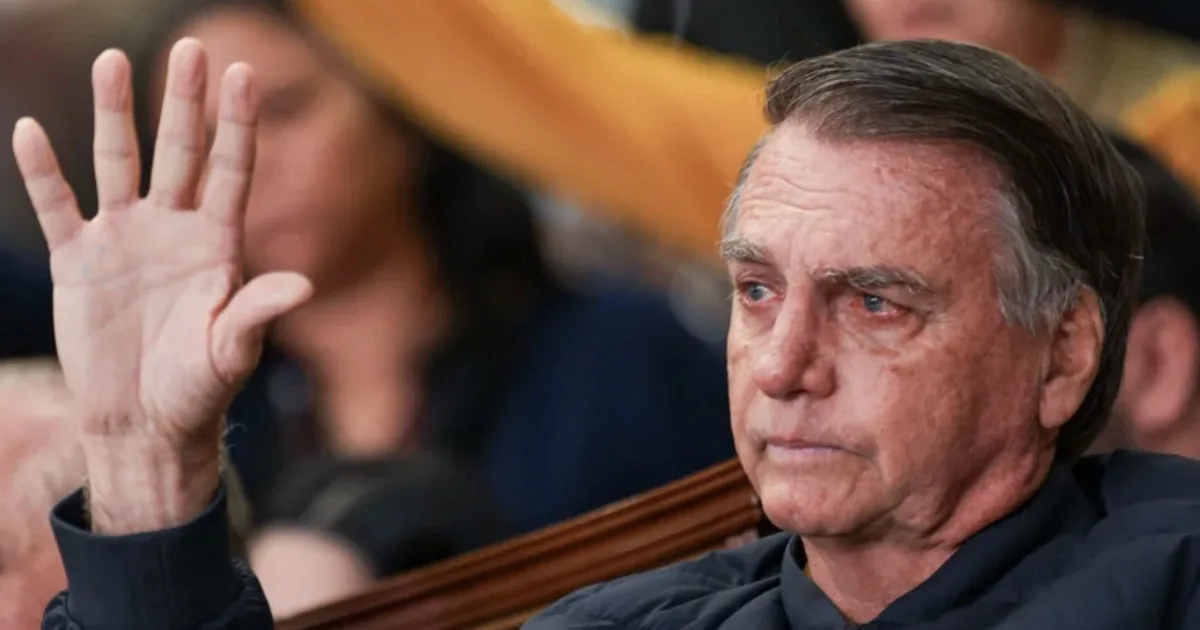 Dia Triste: Bolsonaro Acaba De Ser Internado Na UTI E O Diagnóstico Ch0ca A Todos “Ele Está Com C… Ver Mais