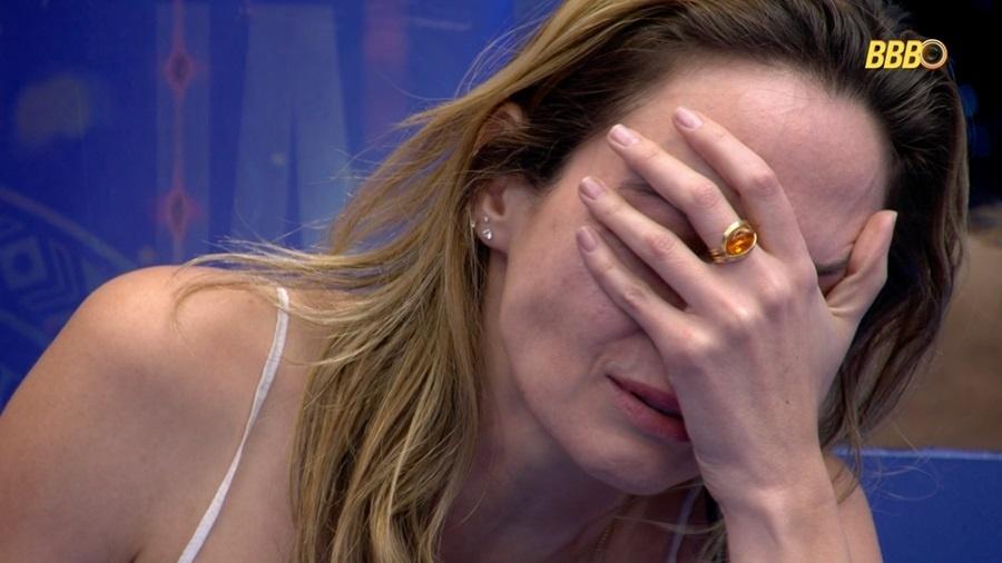 Após ocorrido, decisão é tomada: “Ana Paula vai sair… Ver mais