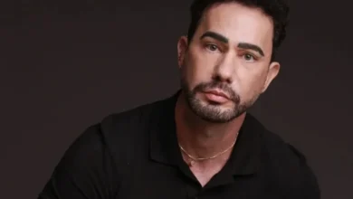 influenciador carlos filhar comove seguidores apos despedida emocionante.webp