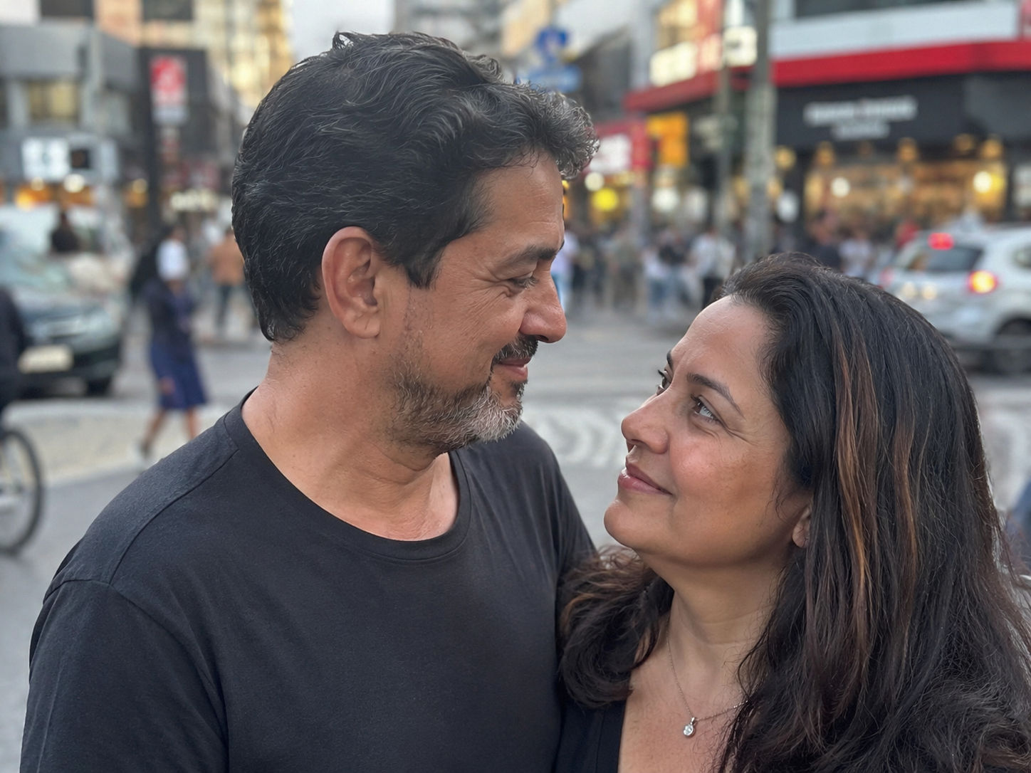 Todo cuidado é pouco! Casal usa óleo de cozinha vencido como lubrificante íntimo e vão parar no… Ver Mais
