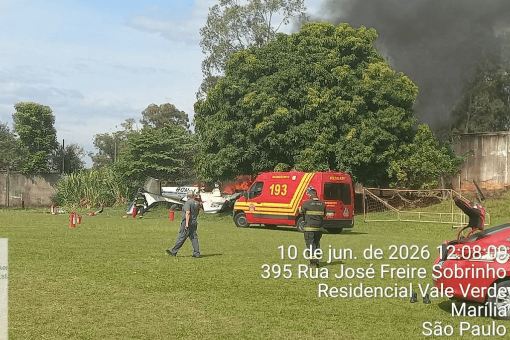 Aviã0 acaba de cair na Grande São Paulo e deixa vários mor…Ver mais