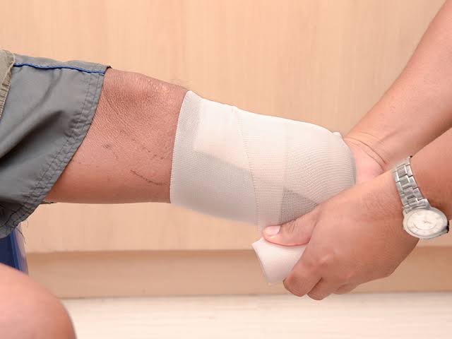Jovem de 23 Anos Perde os Dois Pés Após Feridas Causadas Por… Ver Mais®