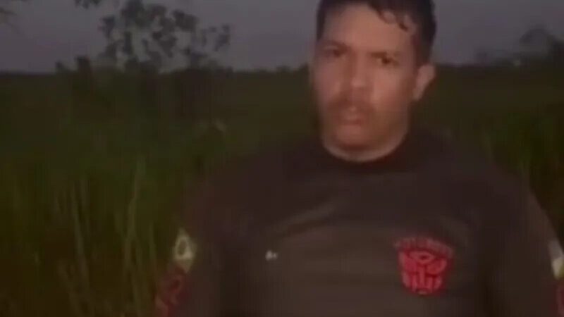 Só veja se tiver est0mago! Homem é obrigado a gravar vídeo de despedida e logo após leva t!ro na cab… Ver Mais